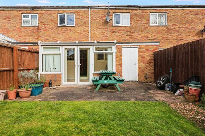 3 Bedroom Terraced House For Sale In Ashcroft Court, Cambridge, CB4