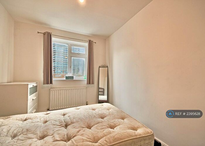 3 Bedroom Flat To Rent In Micawber Court, London, N1