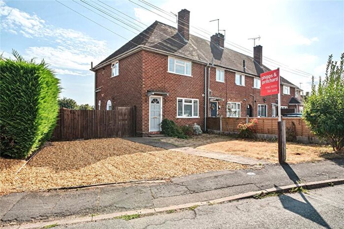 2 Bedroom Semi-Detached House For Sale In Farm Road, Stourport-on-Severn, Worcestershire, DY13
