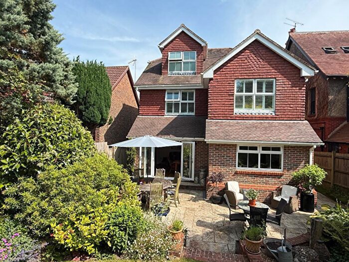 5 Bedroom Detached House For Sale In Goring Road, Steyning, BN44