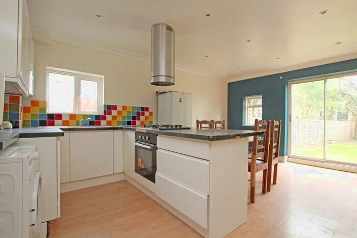 4 Bedroom Terraced House To Rent In Princes Avenue, Tolworth, Surbiton, KT6