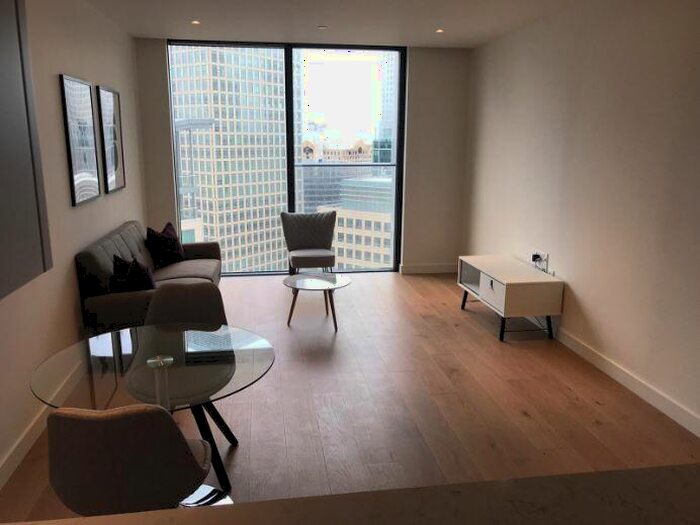 1 Bedroom Flat To Rent In Hampton Tower, Marsh Wall, Canary Wharf, London, E14