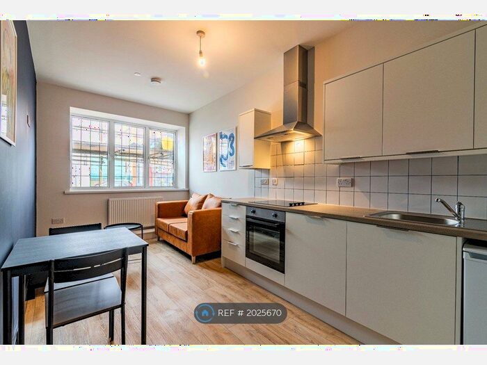 1 Bedroom Flat To Rent In St. Sepulchre Gate West, Doncaster, DN1