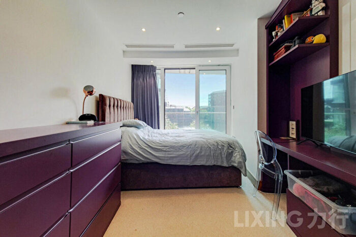 3 Bedroom Apartment For Sale In Crossharbour Plaza, Canary Wharf, E14