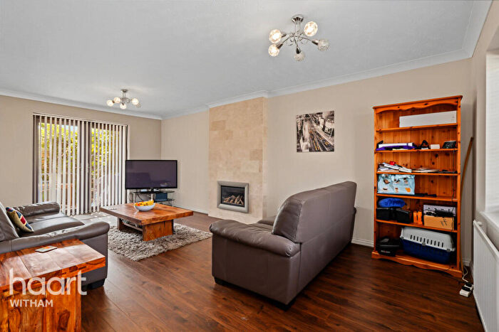 4 Bedroom Detached House For Sale In Spinnaker Drive, Heybridge Basin, CM9