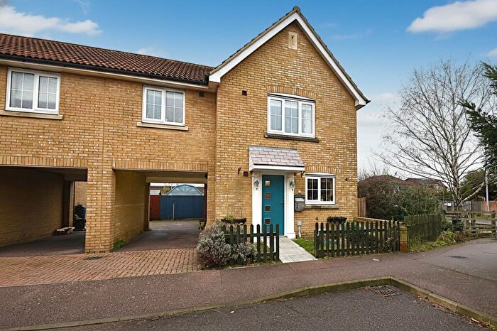 4 Bedroom Semi Detached House For Sale In Parker Close, Eynesbury, PE19