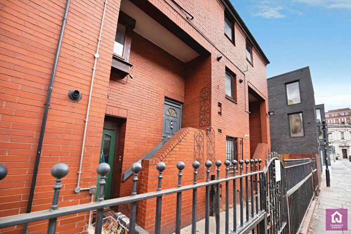3 Bedroom Flat For Sale In Tib Street, Northern Quarter, Manchester City Centre, M4