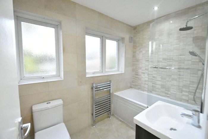 3 Bedroom Semi Detached House To Rent In Oxley Close, Romford, RM2
