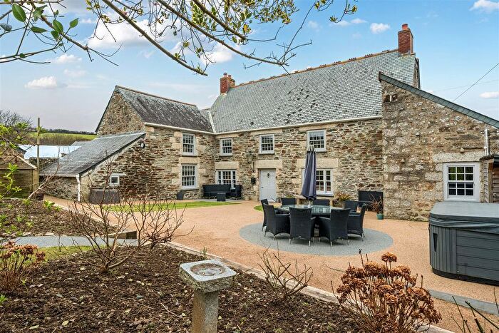 5 Bedroom Property For Sale In Newham, Helston, TR13