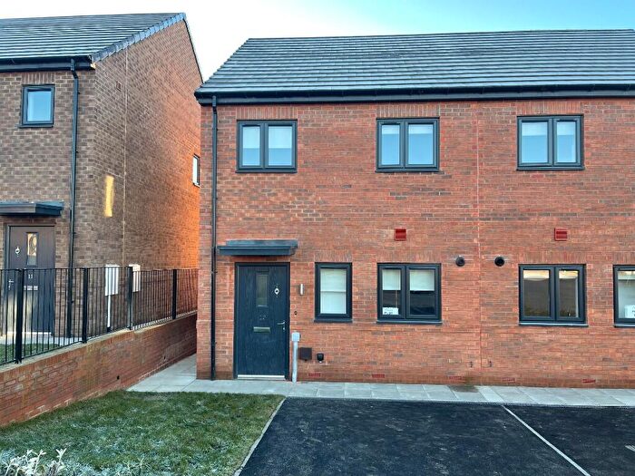 3 Bedroom Semi-Detached House To Rent In Brookhill Way, Rotherham, South Yorkshire, S65