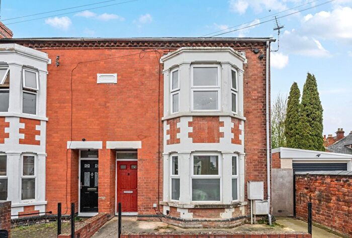 3 Bedroom End Terrace House For Sale In Oxford Road, Gloucester, Gloucestershire, GL1