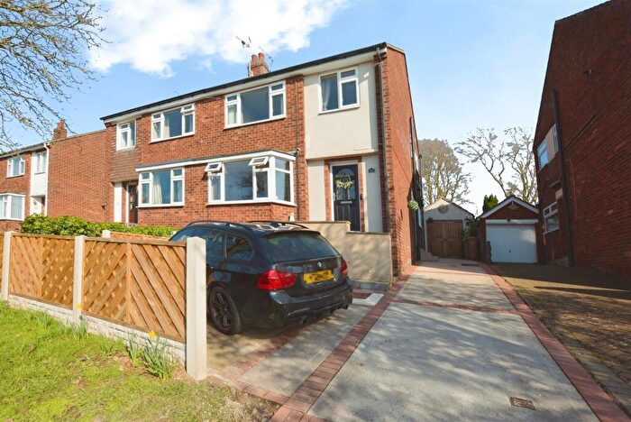 3 Bedroom Semi Detached House For Sale In Low Leys Road, Scunthorpe, DN17