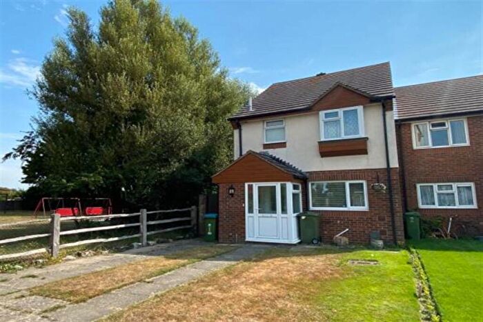 3 Bedroom Semi-Detached House To Rent In Hampton Court, Bognor Regis, PO21