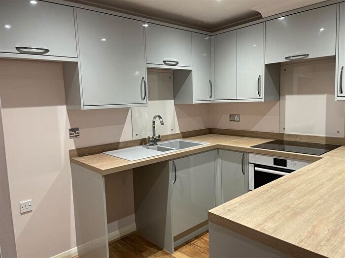 1 Bedroom Flat To Rent In Timbers Court, Hailsham, BN27