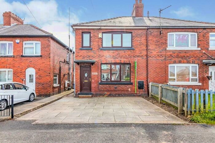 3 Bedroom Semi-Detached House To Rent In Birkwood Avenue, Cudworth, Barnsley, South Yorkshire, S72