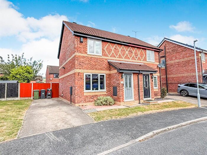 2 Bedroom Semi-Detached House For Sale In Yr Helfa, Chirk, Wrexham, LL14
