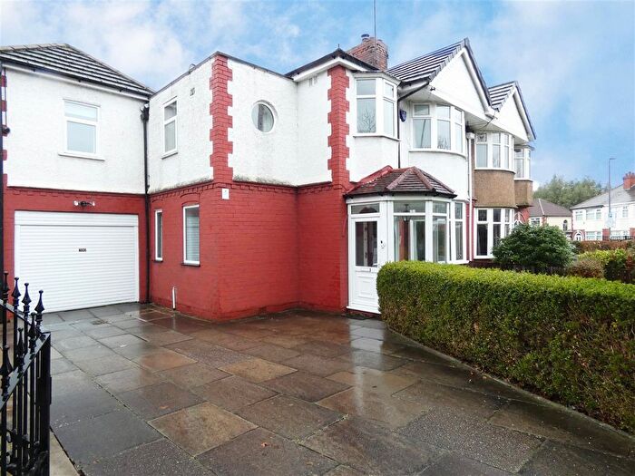 5 Bedroom Semi Detached House For Sale In Archway Road, Huyton, Liverpool, L36