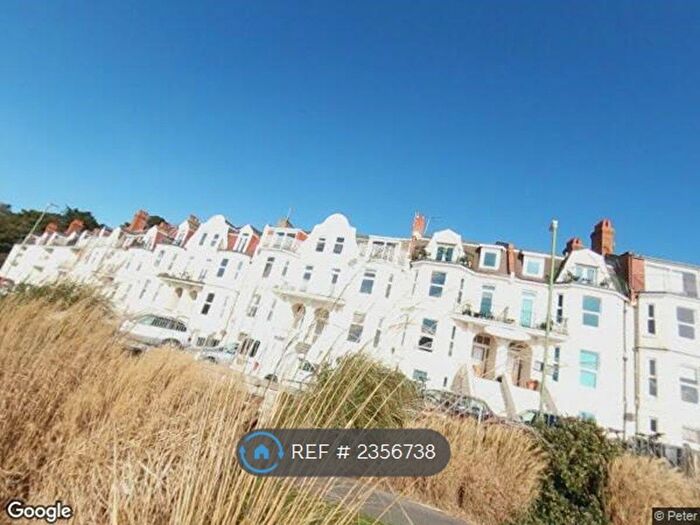 2 Bedroom Flat To Rent In Undercliff Road, Boscombe, BH5