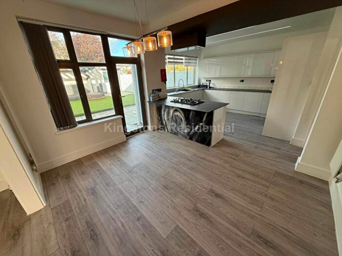 4 Bedroom Detached House To Rent In Cyncoed Crescent, Cyncoed, CF23