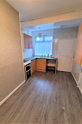 2 Bedroom Flat To Rent In A Danum Road, Doncaster, DN4