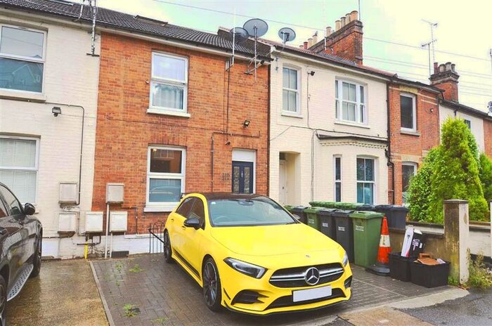 1 Bedroom Flat To Rent In Garlands Road, Redhill RH1