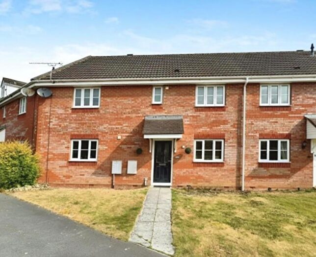 3 Bedroom House To Rent In Hatch Road, Swindon, SN3