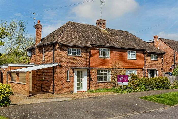 4 Bedroom Semi-Detached House To Rent In Central Way, Oxted, RH8