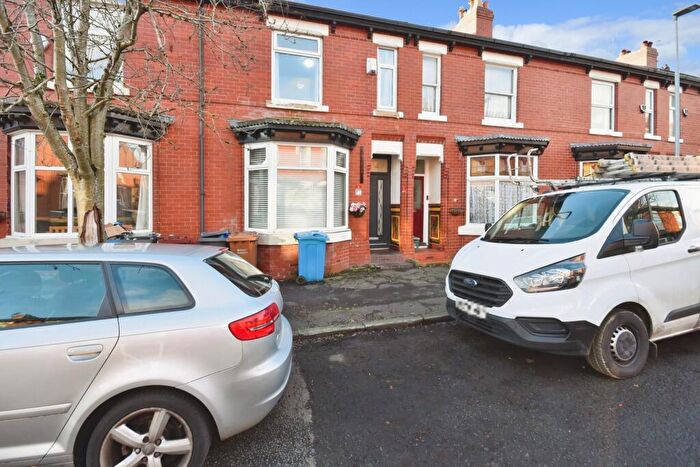 5 Bedroom Terraced House For Sale In Lynwood Avenue, Manchester, Lancashire, M16