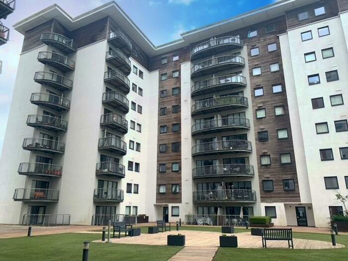2 Bedroom Apartment To Rent In Roma, Watkiss Way, Victoria Wharf, CF11