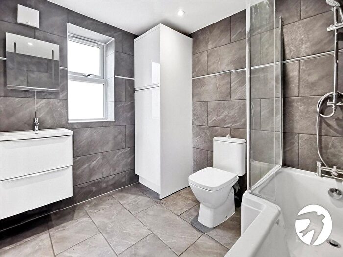 1 Bedroom Flat To Rent In Westbrooke Road, Welling, DA16