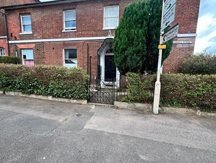 1 Bedroom Flat To Rent In Russell Street, Reading, RG1