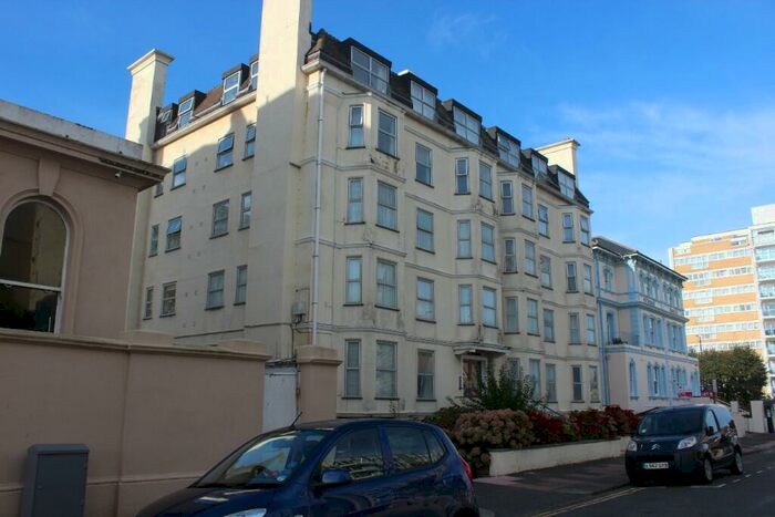 2 Bedroom Ground Flat To Rent In St. Brelades, Trinity Place, Eastbourne, East Sussex, BN21