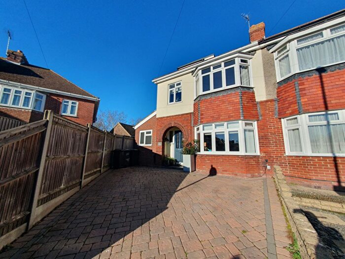 4 Bedroom Semi-Detached House For Sale In Bury Close, Gosport, PO12