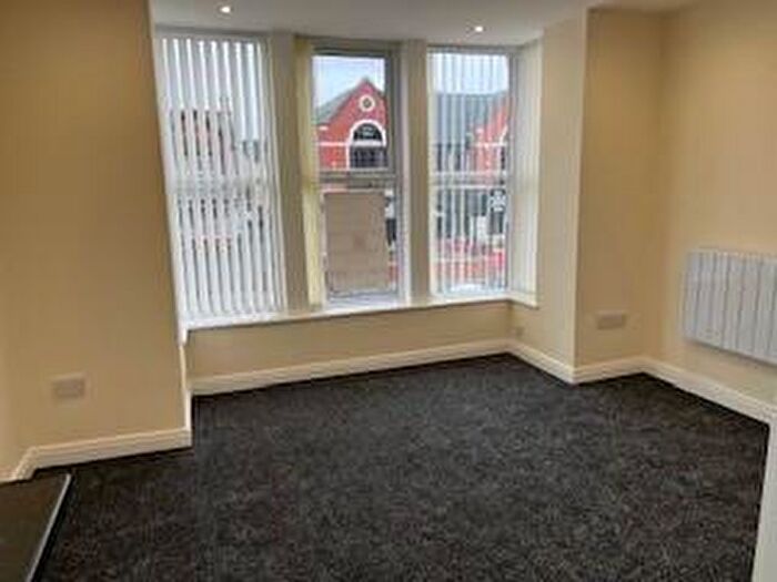 2 Bedroom Flat To Rent In Wood Street, Lytham St. Annes, FY8
