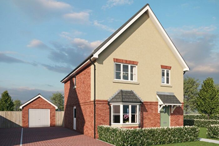 4 Bedroom Detached House For Sale In Buckenham Road, Attleborough, NR17