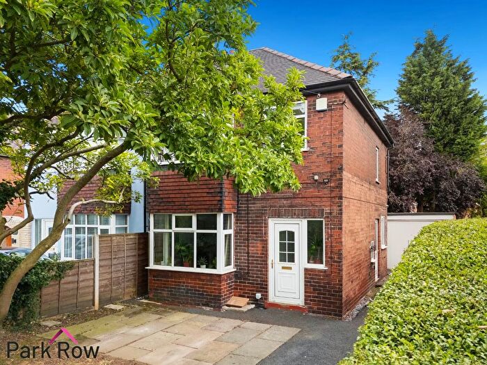 3 Bedroom Semi-Detached House For Sale In Sutton Lane, Byram, Knottingley, WF11