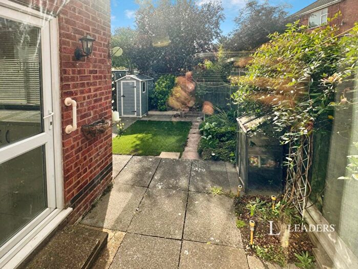 3 Bedroom Semi-Detached House To Rent In Evelyn Drive, Leicester, Leicestershire, LE3