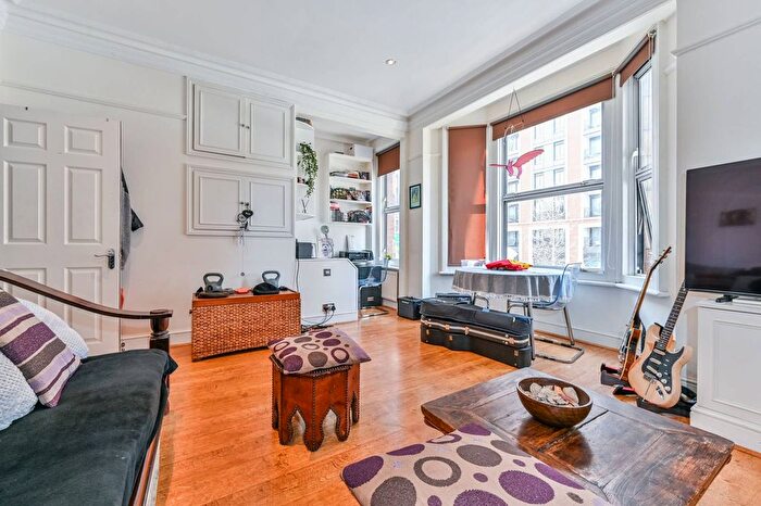 1 Bedroom Flat To Rent In Edgware Road, Lisson Grove, London, W2