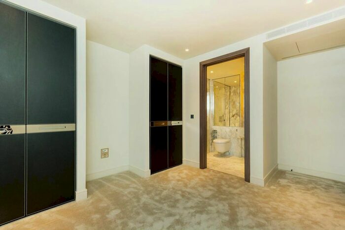 2 Bedroom Flat To Rent In Fulham Reach, Hammersmith, London, W6