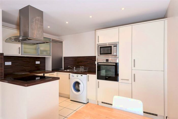 2 Bedroom Apartment To Rent In Luscinia View, Napier Road, Reading, Berkshire, RG1