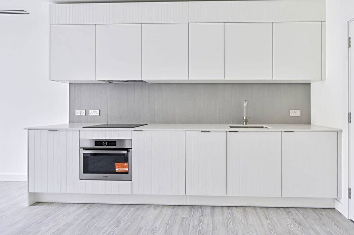 1 Bedroom Flat To Rent In Xavier Building, Stratford, London, E20