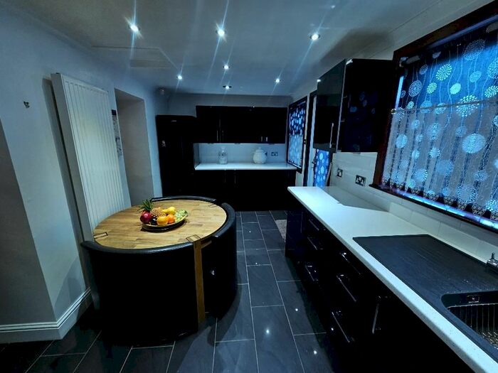 2 Bedroom Detached House To Rent In Brodinch Road, Aberdeen, AB16