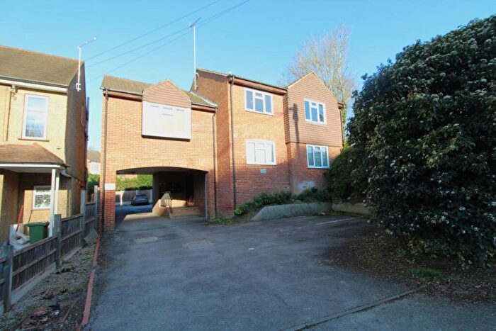 1 Bedroom Flat To Rent In Weald Place Weald Road, Brentwood, Essex, CM14
