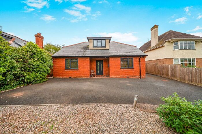 4 Bedroom Detached House For Sale In Kingston Road, Taunton, TA2
