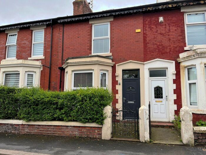 3 Bedroom Property To Rent In Woodland Grove, Blackpool, Lancashire, FY3