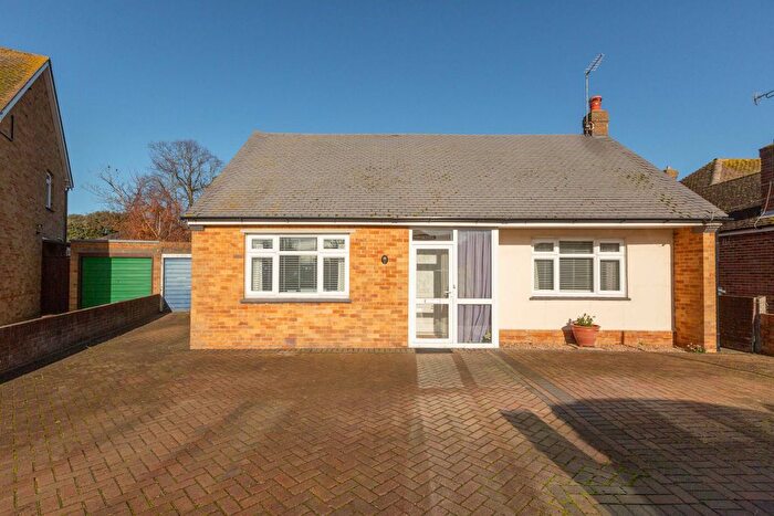 3 Bedroom Bungalow For Sale In Noble Gardens, Margate, CT9