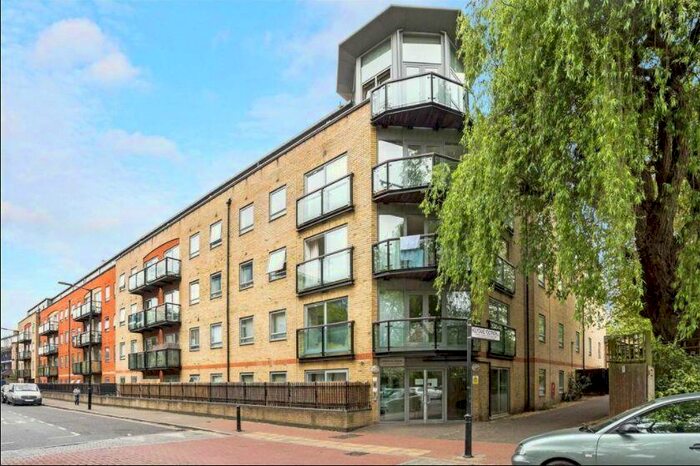 2 Bedroom Apartment To Rent In Rotherhithe Street, London, SE16
