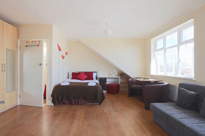Studio To Rent In Station Road, Harrow, HA1