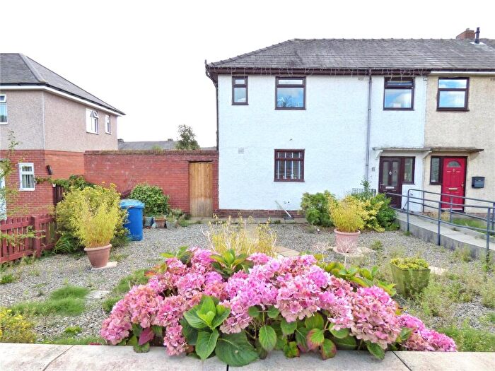 3 Bedroom Semi-Detached House To Rent In Broadway, Helmshore, Rossendale, BB4