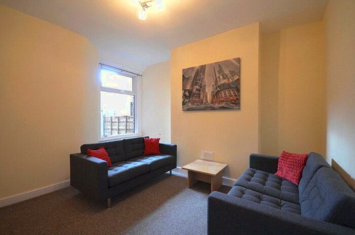 4 Bedroom Terraced House To Rent In Filey Road, Fallowfield, Manchester, M14